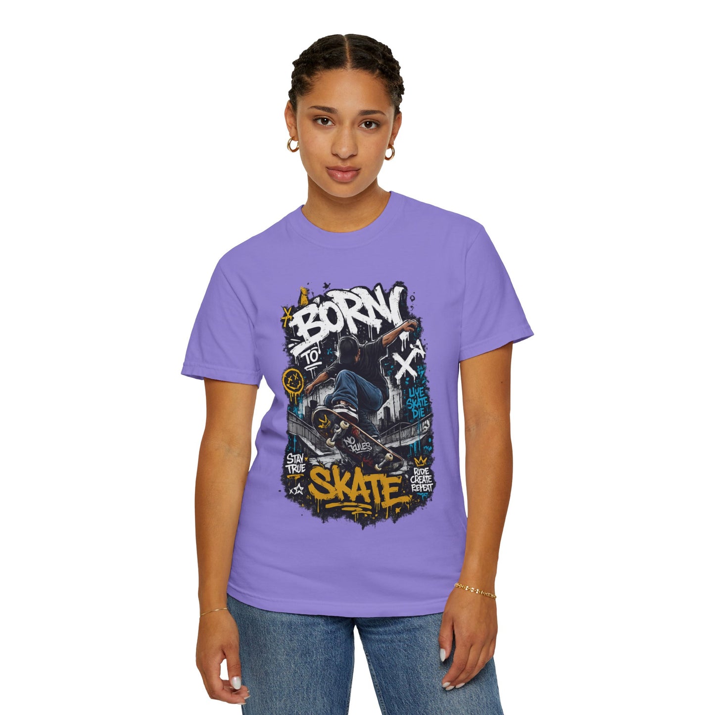 Born To Skate graphic tee | Skateboarder street art T-Shirt