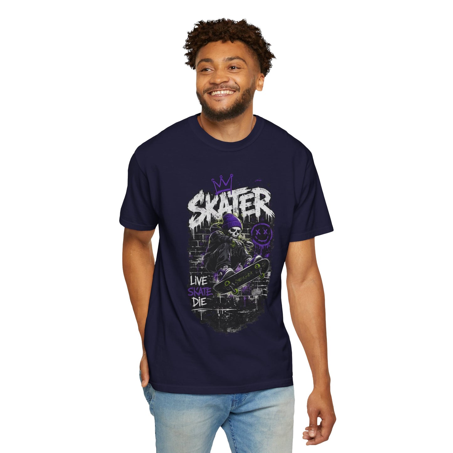 Skater Skull Graphic T‑Shirt — "Live Skate Die" Streetwear Tee