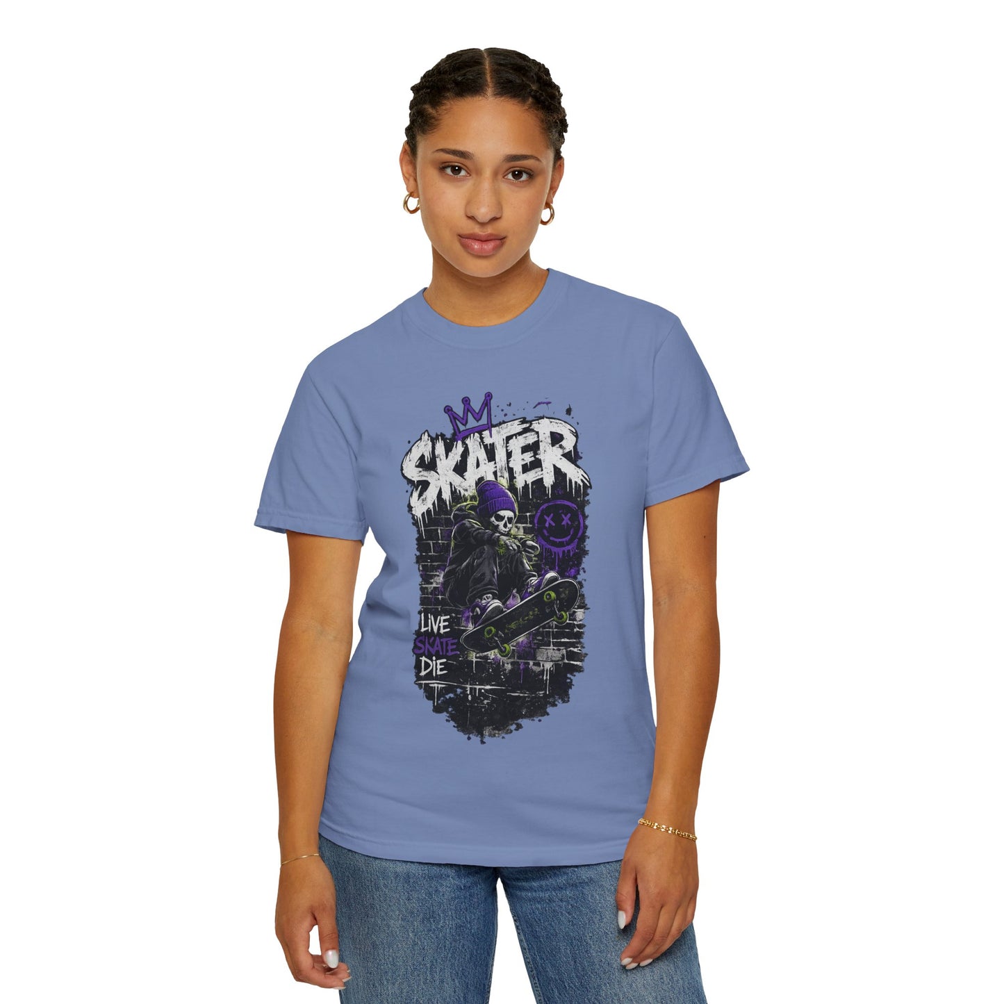 Skater Skull Graphic T‑Shirt — "Live Skate Die" Streetwear Tee