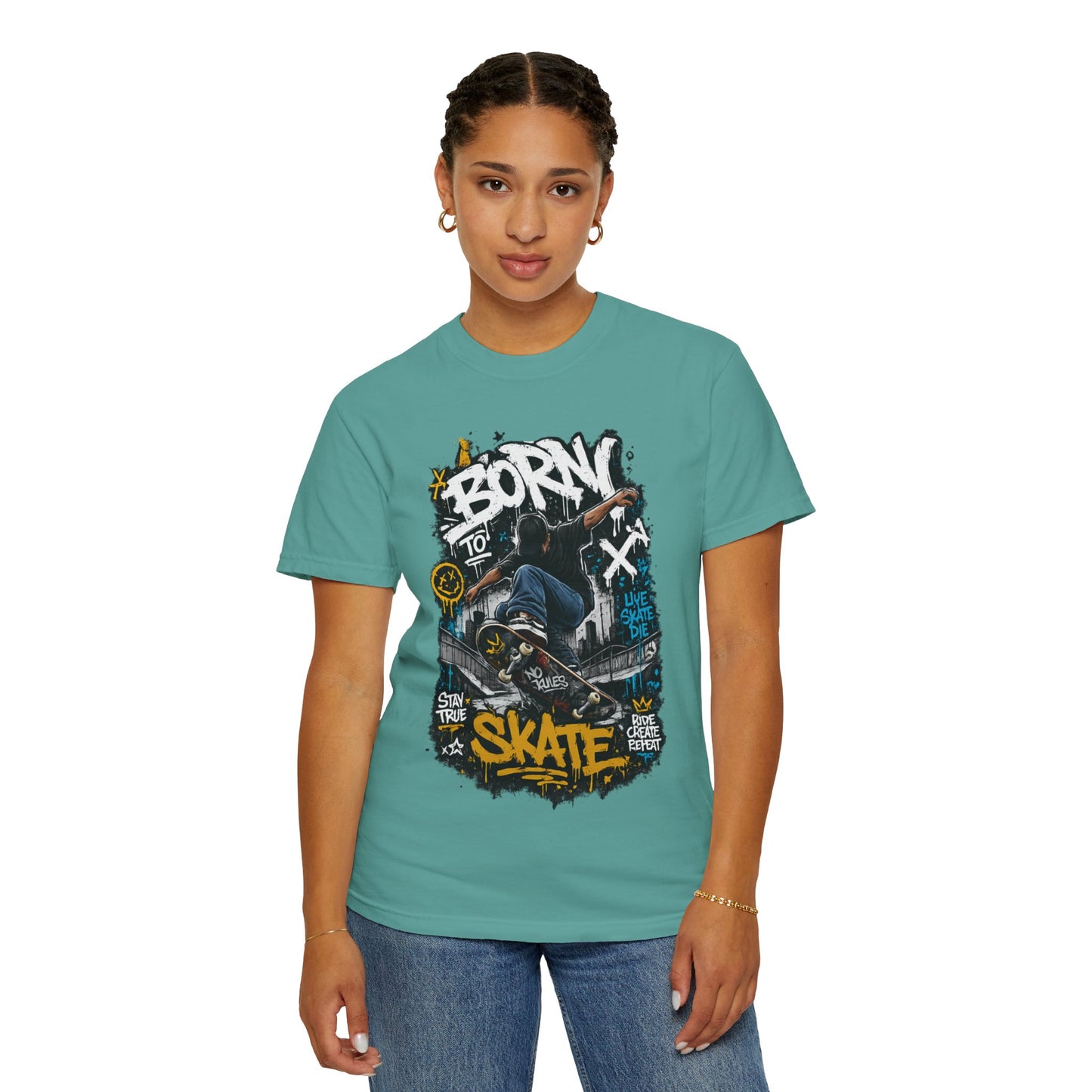 Born To Skate graphic tee | Skateboarder street art T-Shirt