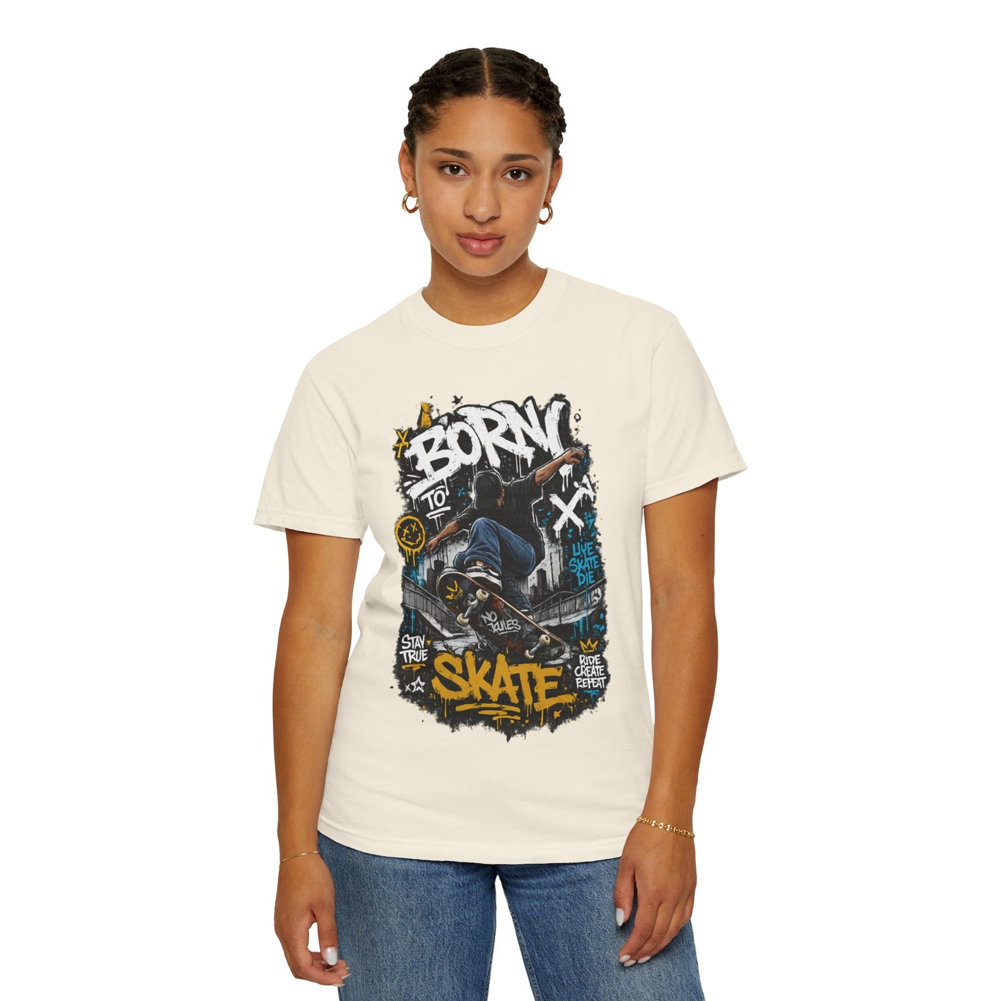 Born To Skate graphic tee | Skateboarder street art T-Shirt