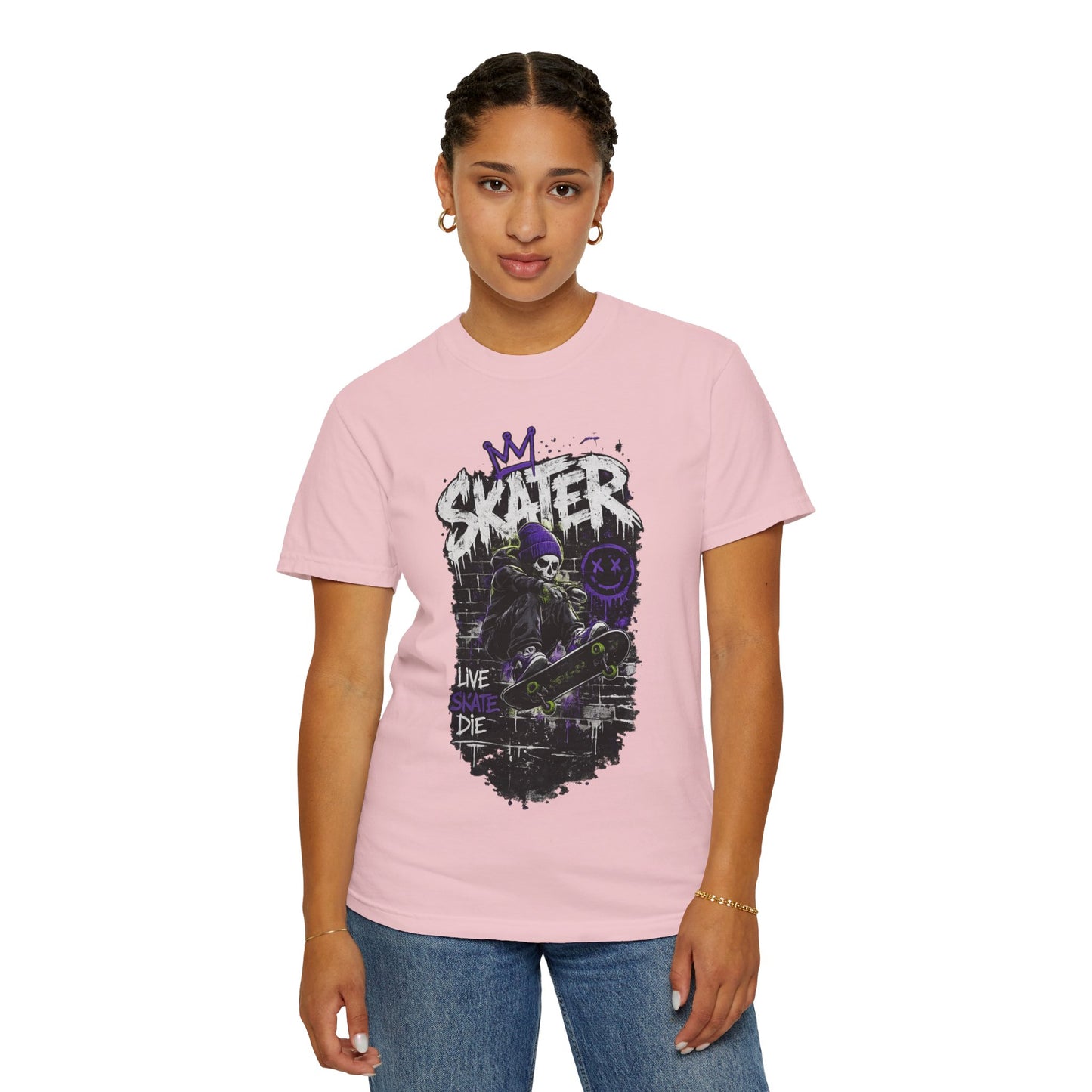 Skater Skull Graphic T‑Shirt — "Live Skate Die" Streetwear Tee
